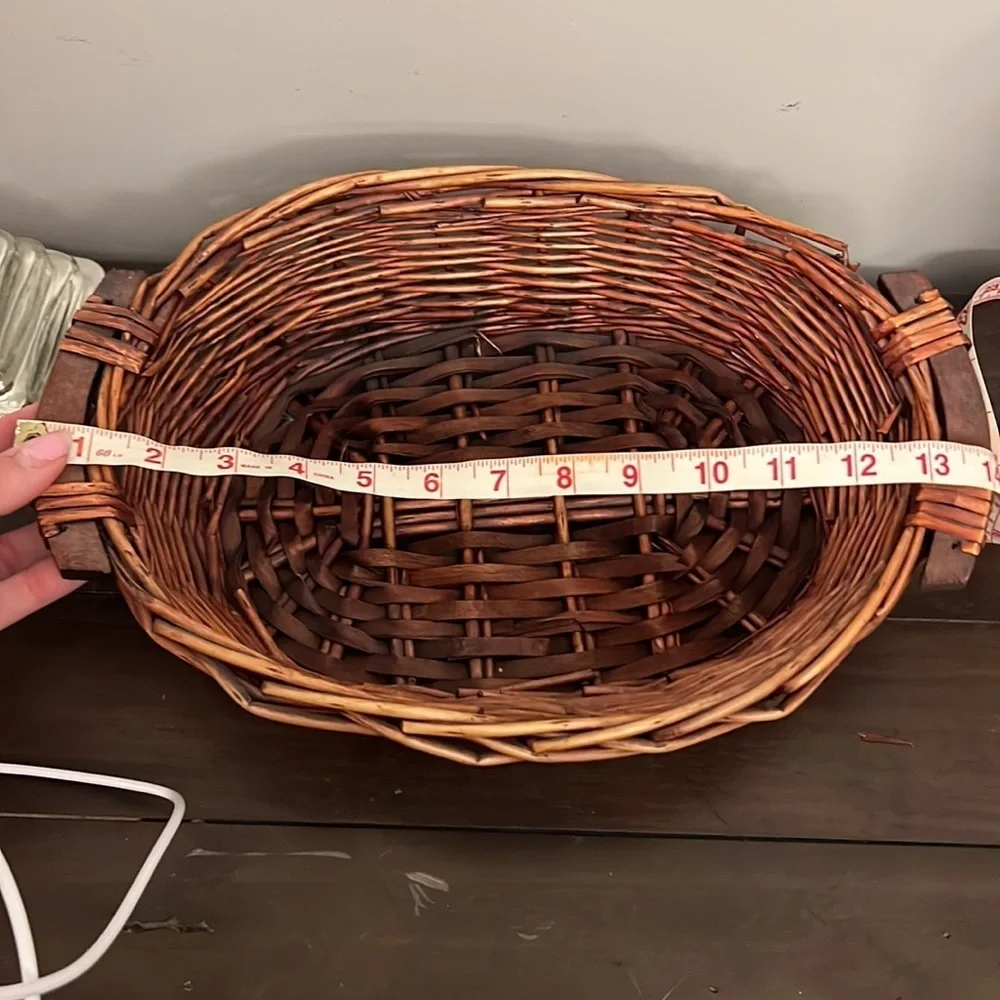 Decorative basket